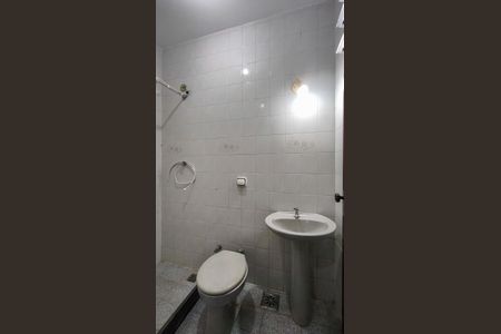 Casa à venda com 180m², 4 quartos e 1 vagaBanheiro de serviço