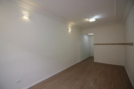 Apartamento à venda com 70m², 2 quartos e 1 vagaSala