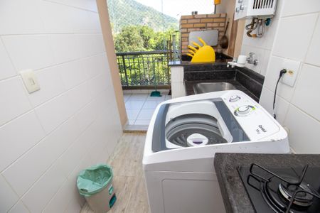 Apartamento à venda com 75m², 2 quartos e 3 vagas Apartamento à venda com 75m², 2 quartos e 3 vagasÁrea de Serviço