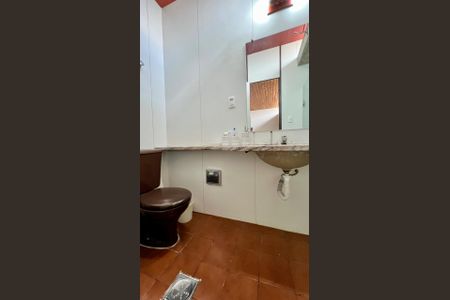 Apartamento à venda com 111m², 2 quartos e 1 vaga Apartamento à venda com 111m², 2 quartos e 1 vagaBanheiro Social