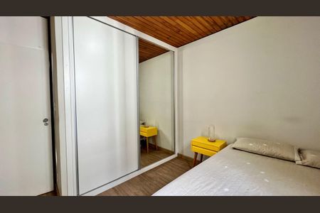 Apartamento à venda com 111m², 2 quartos e 1 vaga Apartamento à venda com 111m², 2 quartos e 1 vagaQuarto 1