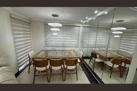 Apartamento à venda com 121m², 3 quartos e 3 vagas