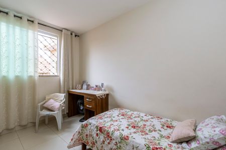 Casa à venda com 272m², 5 quartos e 2 vagas Casa à venda com 272m², 5 quartos e 2 vagasSuíte 1