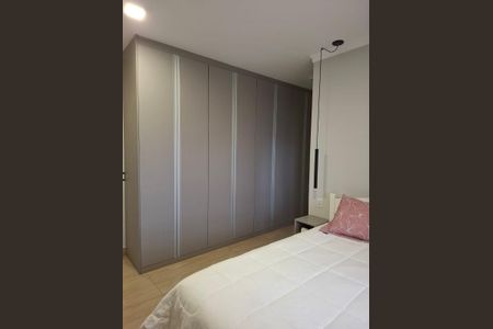 Casa à venda com 211m², 3 quartos e 3 vagas Casa à venda com 211m², 3 quartos e 3 vagasQuarto 1