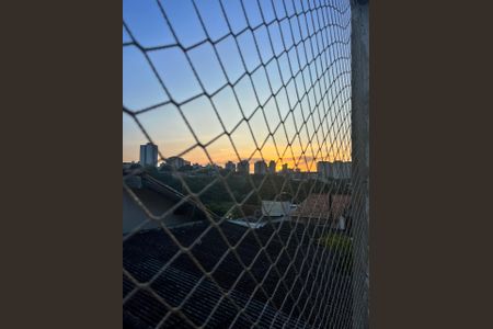 Casa à venda com 211m², 3 quartos e 3 vagas Casa à venda com 211m², 3 quartos e 3 vagasVista