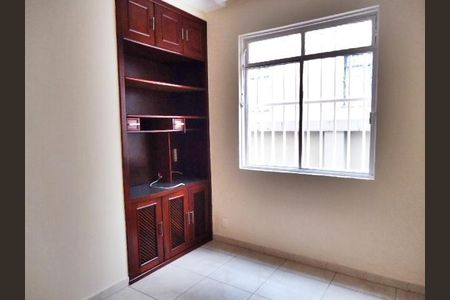 Apartamento à venda com 130m², 3 quartos e 1 vaga