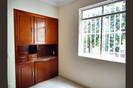 Apartamento à venda com 130m², 3 quartos e 1 vaga