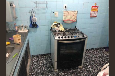 Casa à venda com 54m², 2 quartos e sem vaga