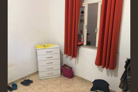 Casa à venda com 54m², 2 quartos e sem vaga
