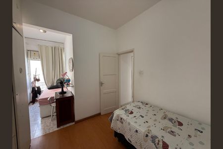 Apartamento à venda com 76m², 2 quartos e sem vaga