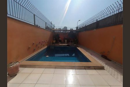 Casa à venda com 234m², 3 quartos e 3 vagas