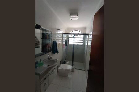 Casa à venda com 234m², 3 quartos e 3 vagas