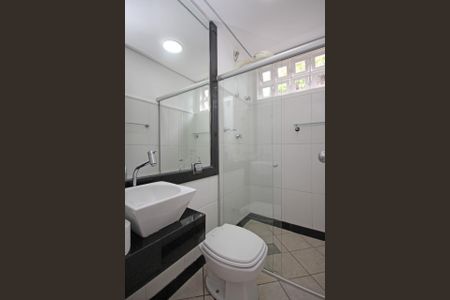 Casa à venda com 342m², 4 quartos e 6 vagas
