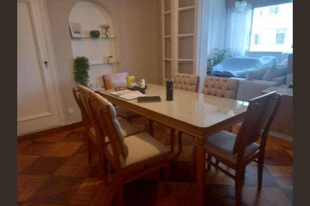 Apartamento à venda com 155m², 2 quartos e 1 vaga