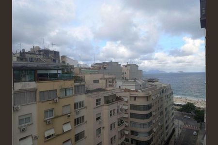 Apartamento à venda com 155m², 2 quartos e 1 vaga