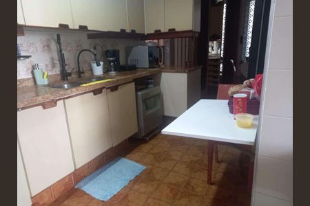 Apartamento à venda com 155m², 2 quartos e 1 vaga