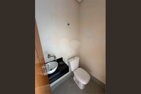 Casa à venda com 205m², 3 quartos e 5 vagas