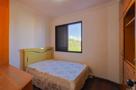 Apartamento à venda com 142m², 4 quartos e 3 vagas Apartamento à venda com 142m², 4 quartos e 3 vagasQuarto 2