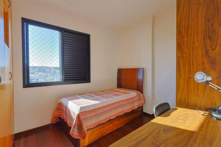 Apartamento à venda com 142m², 4 quartos e 3 vagas Apartamento à venda com 142m², 4 quartos e 3 vagasQuarto 1