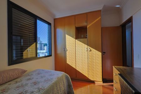 Apartamento à venda com 142m², 4 quartos e 3 vagas Apartamento à venda com 142m², 4 quartos e 3 vagasQuarto 3