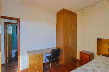 Apartamento à venda com 142m², 4 quartos e 3 vagas Apartamento à venda com 142m², 4 quartos e 3 vagasQuarto 3