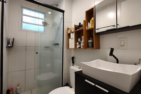 Apartamento à venda com 50m², 2 quartos e 1 vaga Apartamento à venda com 50m², 2 quartos e 1 vagaBanheiro Social