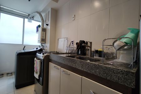 Apartamento à venda com 50m², 2 quartos e 1 vaga Apartamento à venda com 50m², 2 quartos e 1 vagaCozinha - Armários