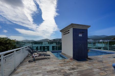 Apartamento à venda com 50m², 2 quartos e 1 vaga Apartamento à venda com 50m², 2 quartos e 1 vagaÁrea comum - Piscina