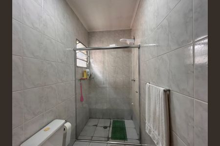 Casa à venda com 105m², 3 quartos e 2 vagas Casa à venda com 105m², 3 quartos e 2 vagasBanheiro da Suíte