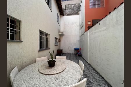 Casa à venda com 105m², 3 quartos e 2 vagas Casa à venda com 105m², 3 quartos e 2 vagasQuintal