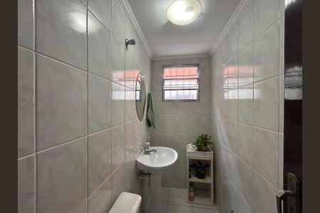 Casa à venda com 105m², 3 quartos e 2 vagas Casa à venda com 105m², 3 quartos e 2 vagasLavabo