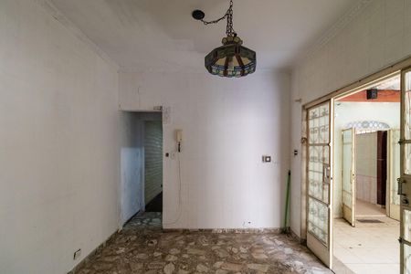 Casa à venda com 300m², 4 quartos e 3 vagasCopa