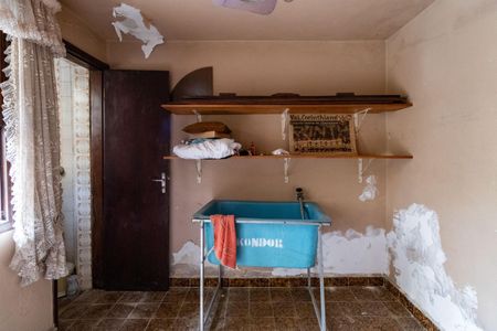 Casa à venda com 300m², 4 quartos e 3 vagasSuíte 1