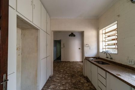 Casa à venda com 300m², 4 quartos e 3 vagasCozinha