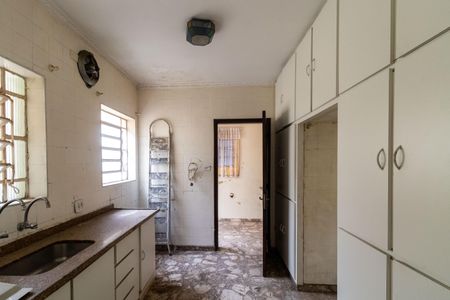 Casa à venda com 300m², 4 quartos e 3 vagasCozinha
