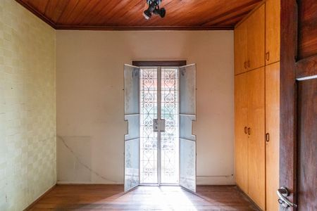 Casa à venda com 300m², 4 quartos e 3 vagasQuarto 1