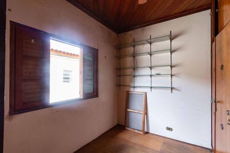 Casa à venda com 300m², 4 quartos e 3 vagasQuarto 2