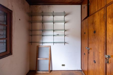 Casa à venda com 300m², 4 quartos e 3 vagasQuarto 2