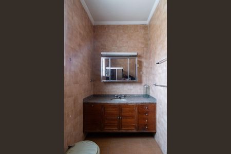 Casa à venda com 300m², 4 quartos e 3 vagasBanheiro