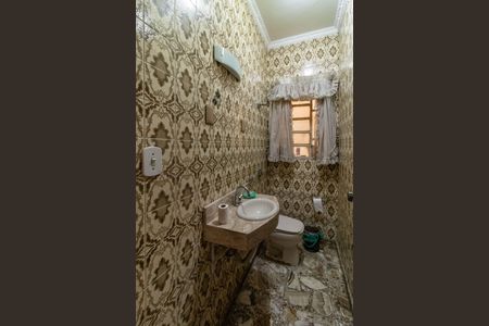 Casa à venda com 300m², 4 quartos e 3 vagasLavabo