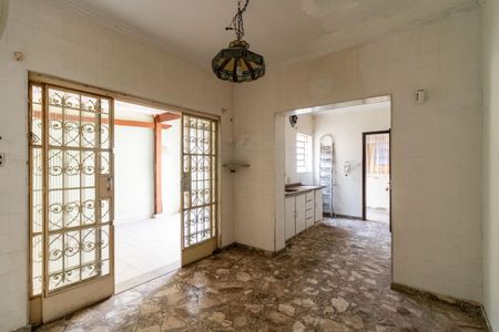 Casa à venda com 300m², 4 quartos e 3 vagasCopa