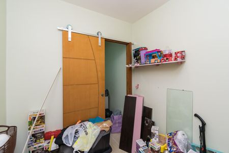 Casa à venda com 225m², 6 quartos e 4 vagas Casa à venda com 225m², 6 quartos e 4 vagasCasa 2 - Quarto extra reversível