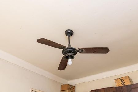 Casa à venda com 225m², 6 quartos e 4 vagas Casa à venda com 225m², 6 quartos e 4 vagasCasa 1 - Quarto 1