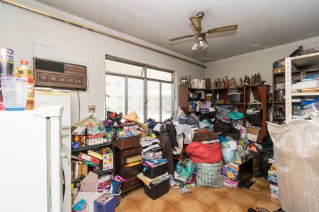 Casa à venda com 225m², 6 quartos e 4 vagas Casa à venda com 225m², 6 quartos e 4 vagasCasa 1 - Quarto 2