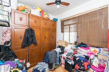 Casa à venda com 225m², 6 quartos e 4 vagas Casa à venda com 225m², 6 quartos e 4 vagasCasa 1 - Quarto 3