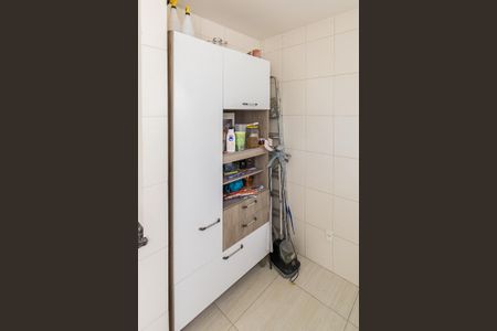 Casa à venda com 225m², 6 quartos e 4 vagas Casa à venda com 225m², 6 quartos e 4 vagasCasa 2 - Cozinha