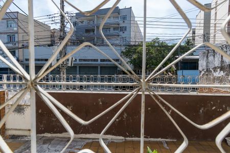 Casa à venda com 225m², 6 quartos e 4 vagas Casa à venda com 225m², 6 quartos e 4 vagasCasa 1 - Vista do Quarto 1