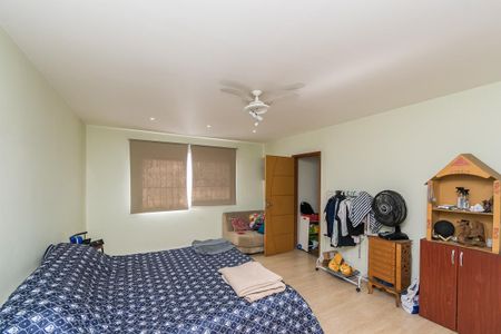 Casa à venda com 225m², 6 quartos e 4 vagas Casa à venda com 225m², 6 quartos e 4 vagasCasa 2 - Quarto 3