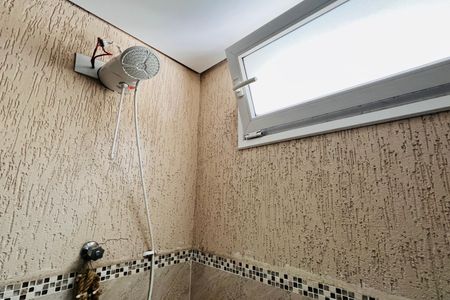 Casa à venda com 425m², 3 quartos e 3 vagas Casa à venda com 425m², 3 quartos e 3 vagasBanheiro 1