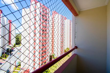 Varanda da sala de apartamento para alugar com 3 quartos, 70m² em Jardim do Estádio, Santo André
